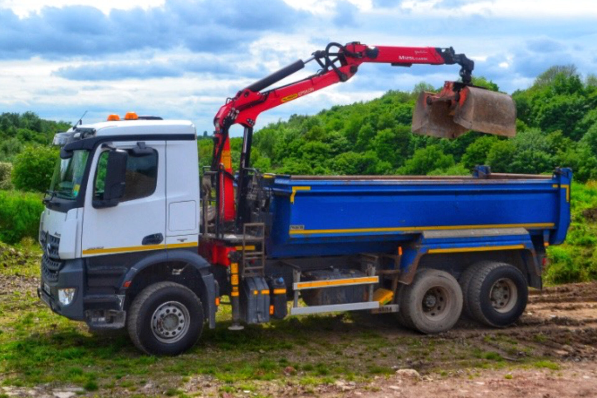 Hull Grab Hire